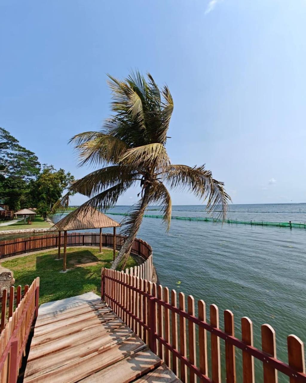 Hotel Water Scapes Kumarakom Exteriér fotografie