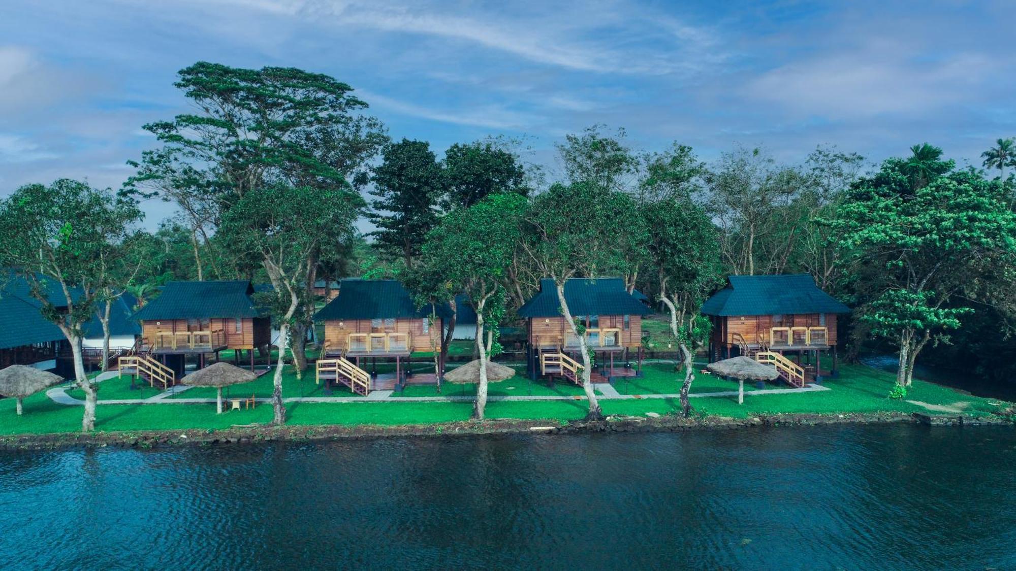 Hotel Water Scapes Kumarakom Exteriér fotografie